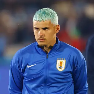 Maximiliano Araújo: Si Serba Bisa dari Uruguay yang Diam-diam Lagi Naik Level